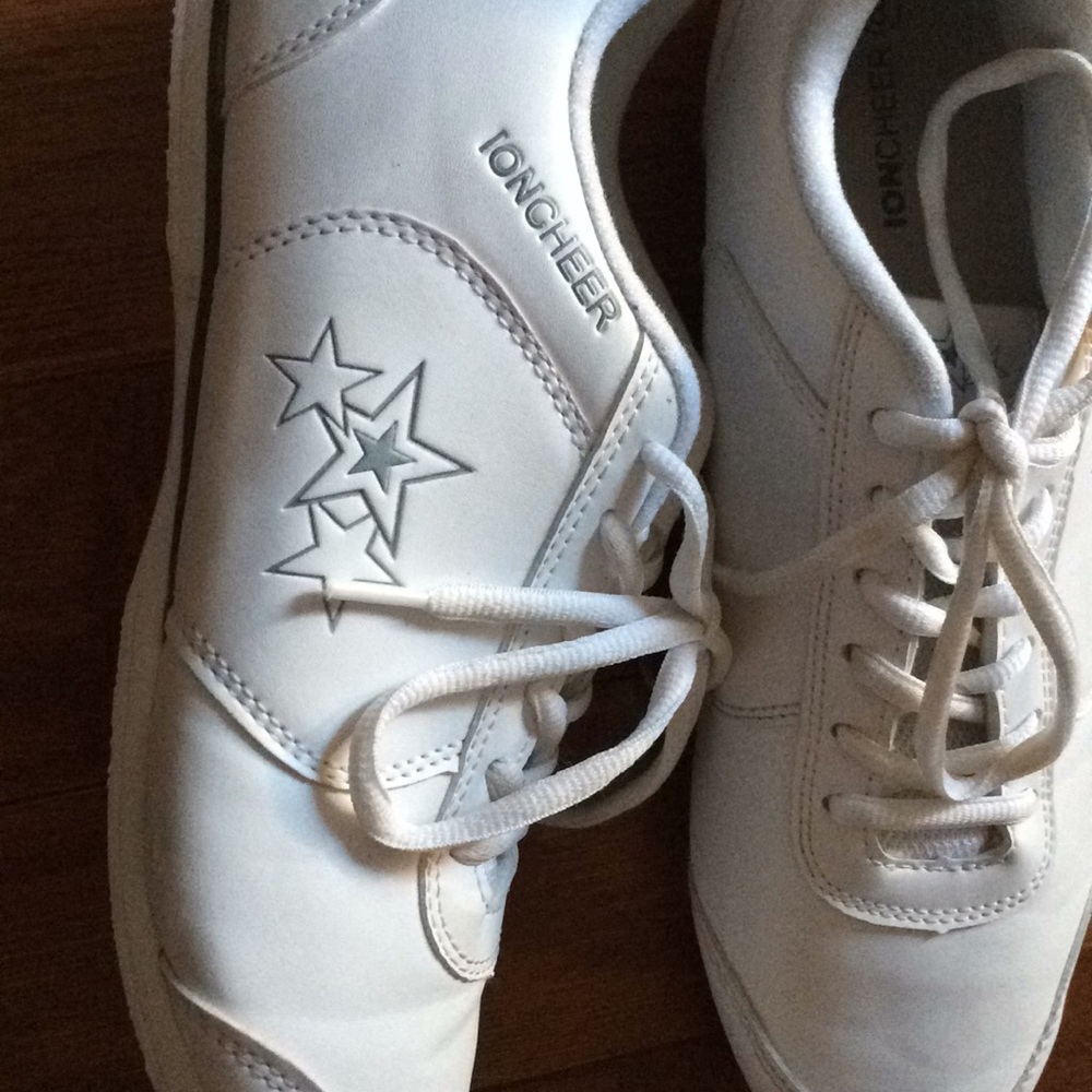 Cheer shoes - Picture 3 of 4